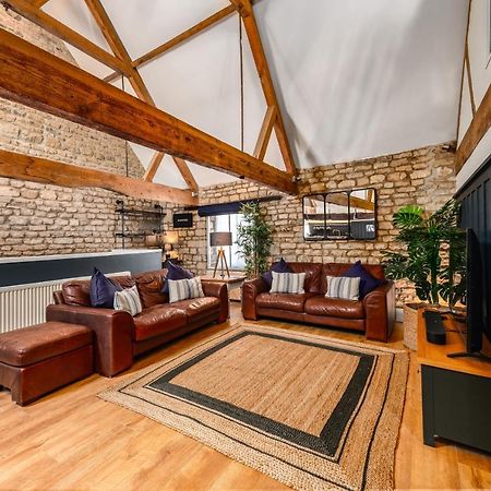 Luxury Town Centre Loft Apartment In Converted Granary Stamford Exteriér fotografie