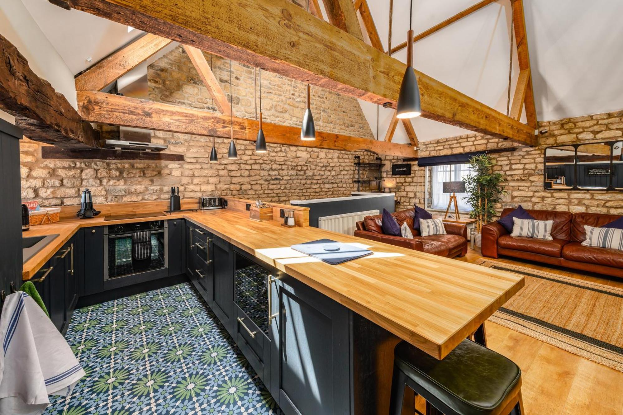 Luxury Town Centre Loft Apartment In Converted Granary Stamford Exteriér fotografie