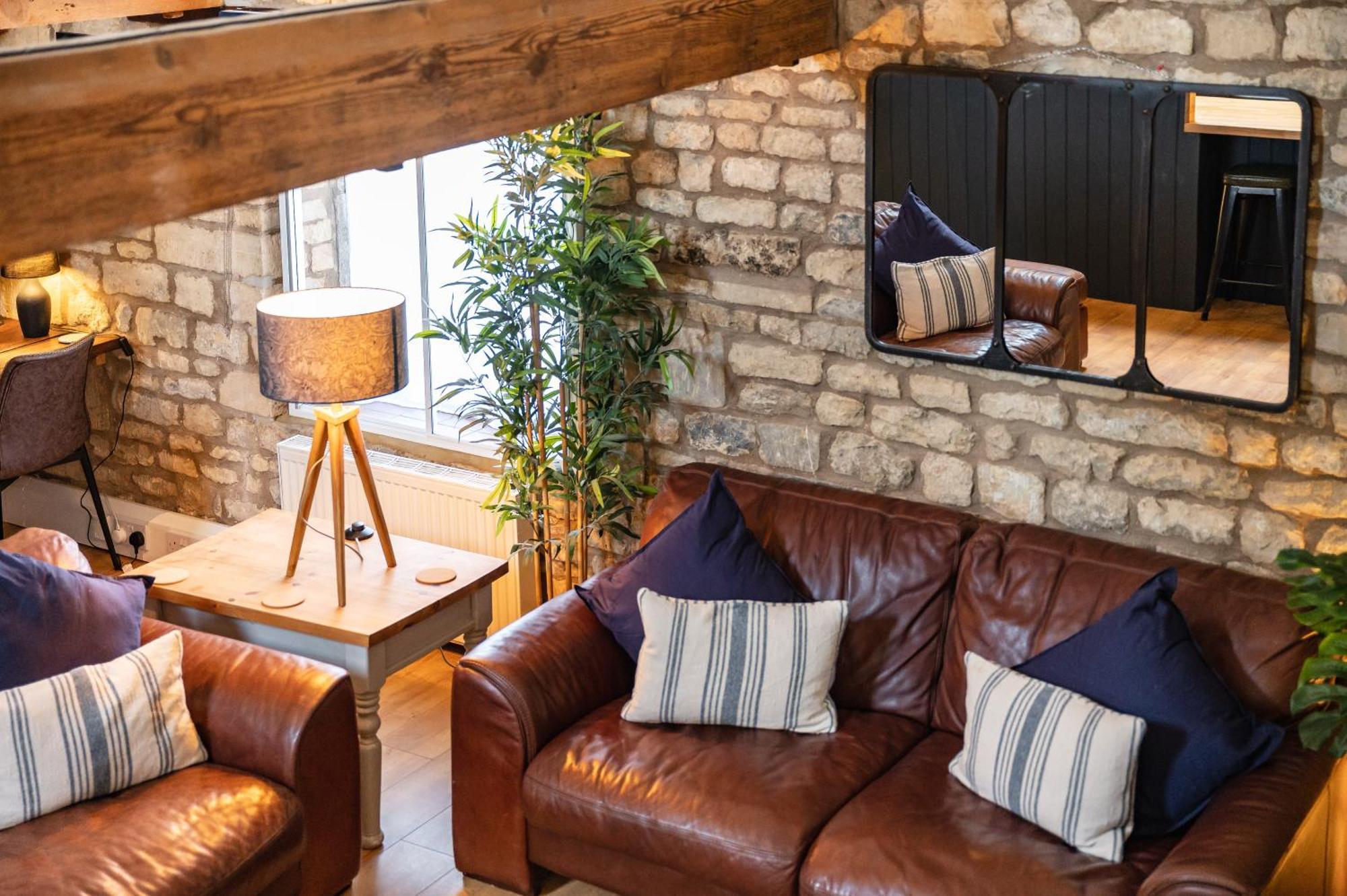 Luxury Town Centre Loft Apartment In Converted Granary Stamford Exteriér fotografie